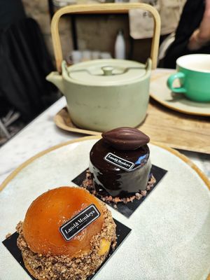  at Land & Monkeys - Amsterdam in Paris