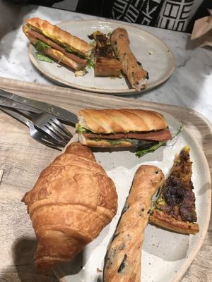   at Land & Monkeys - Amsterdam in Paris