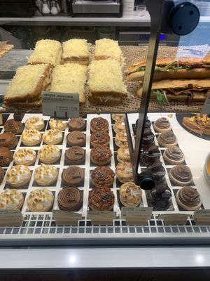   at Land & Monkeys - Amsterdam in Paris