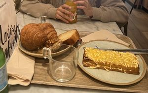   at Land & Monkeys - Amsterdam in Paris