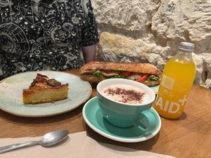   at Land & Monkeys - Amsterdam in Paris