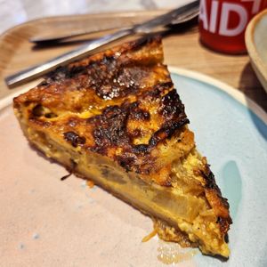 Onion-fennel quiche at Land & Monkeys - Amsterdam in Paris