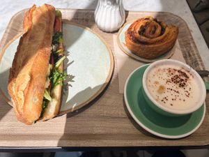   at Land & Monkeys - Amsterdam in Paris