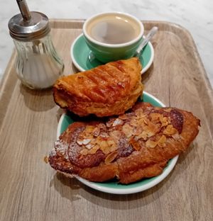  at Land & Monkeys - Amsterdam in Paris