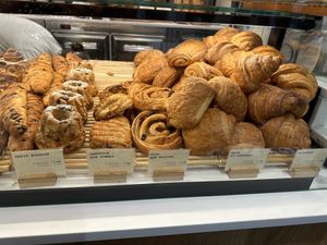   at Land & Monkeys - Amsterdam in Paris