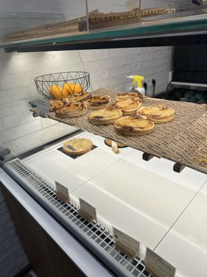   at Land & Monkeys - Amsterdam in Paris