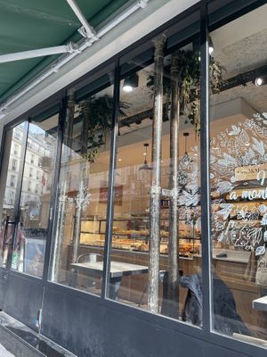   at Land & Monkeys - Amsterdam in Paris