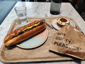  at Land & Monkeys - Amsterdam in Paris