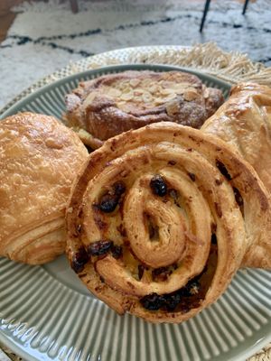 Pain du raisin and other pastriess  at Land & Monkeys - Amsterdam in Paris