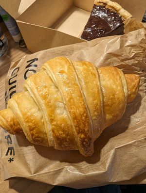 Croissant at Land & Monkeys - Amsterdam in Paris