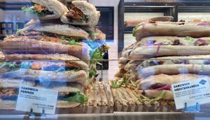  at Land & Monkeys - Amsterdam in Paris