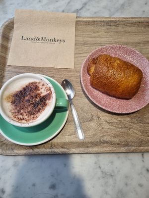  at Land & Monkeys - Amsterdam in Paris