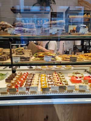  at Land & Monkeys - Amsterdam in Paris