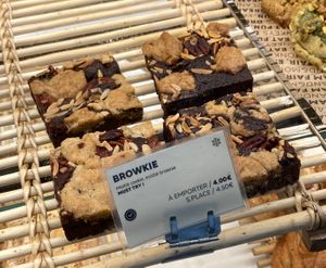  at Land & Monkeys - Amsterdam in Paris