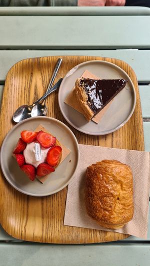  at Land & Monkeys - Amsterdam in Paris