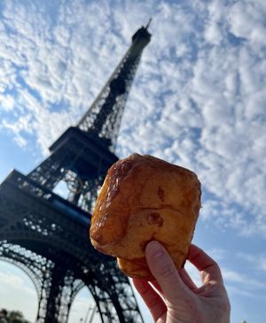   at Land & Monkeys - Amsterdam in Paris