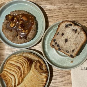   at Land & Monkeys - Amsterdam in Paris