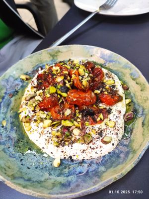 Tomate seco at Suquía Café in Mallorca