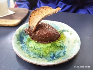 Cremoso de chocolate  at Suquía Café in Mallorca