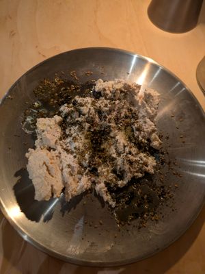 Vricotta: 3.5/5 

Great texture but not much flavor. at Gemello Vegan Pizza in Berlin