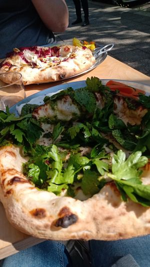 Pizza Amalfi & Posh💘 at Gemello Vegan Pizza in Berlin