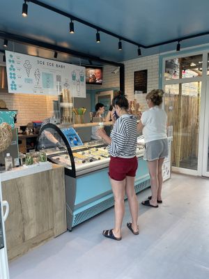 Shop at Ice Ice Baby in Amsterdam