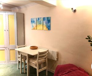 Dining area  at Tin Lid Cottage in Banton