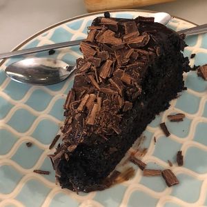 Tarta vegana de chocolate y mermelada de frambuesa #Veganuary at La Tarterie in Cordoba