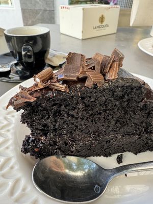Vegan chocolate cake  at La Tarterie in Cordoba