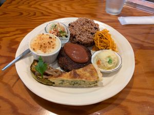 Mixed plate at Saishoku Ryouri F - Vegan Restaurant F in Kyoto