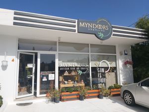 HQ at Myndoors in Guemuesluek