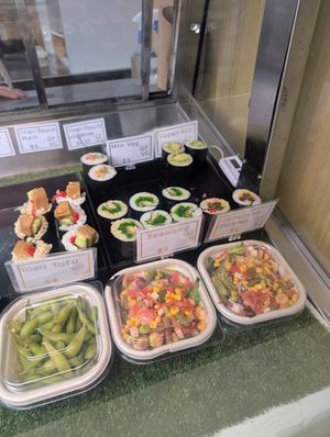 Vegan sushi options 20 September 2025 at Lunchbox Sushi in Castlemaine