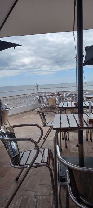  at Iguana Cafe in Albufeira