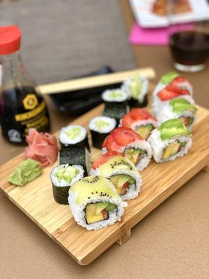 Vegan sushi platter with nigiri and urimaki at Buddha & Sakura in Calheta