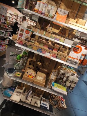 Vegan shampoos at Vitaminstore in Eindhoven