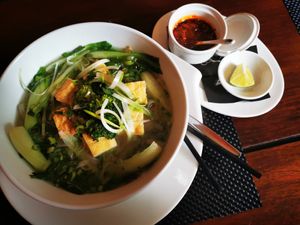 Vegan pho at Tradition aus Vietnam in Aachen