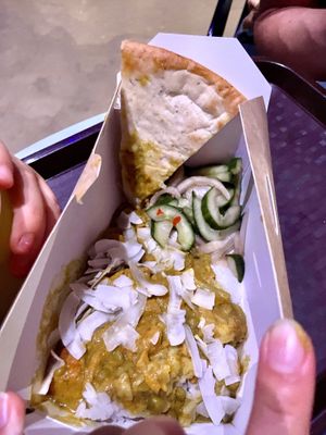 Fabula: curry dish (no picture of the burger, already ate it 😅)  at Efteling in Kaatsheuvel