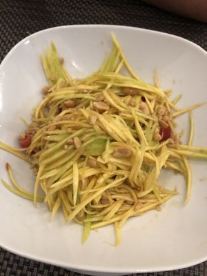 Mango salad at Asia Food By Pralet in Pula