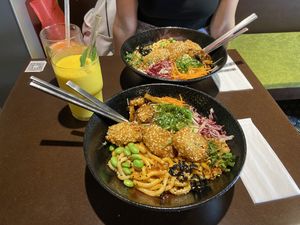 GOI NAM and Sunshine shake 💜  at Bodhicitta Vegan Bowl in Berlin