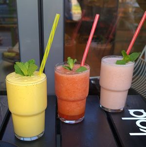 Shakes: Sunshine, Loving, Rose Lady at Bodhicitta Vegan Bowl in Berlin