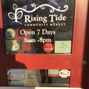 front door at Rising Tide Community Market in Damariscotta
