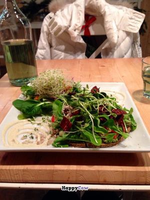 Pizzazz at Crudessence - Mackay in Montreal