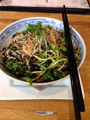 Samurai bowl, the fusion dish at Crudessence - Mackay in Montreal