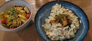 Spinach cheese spätzle with salad at Emmi's Kitchen in Augsburg