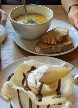 Pumpkin soup and „beschwipste Birne“ 🍐   at Emmi's Kitchen in Augsburg
