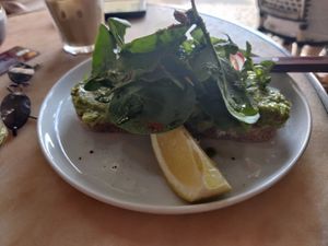 Avo toast at Café Janis in Lisbon