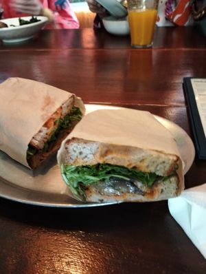  at Café Janis in Lisbon