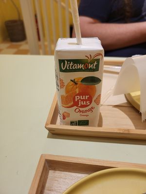 A joke for 400¥ at Ovgo B.A.K.E.R Edo St in Tokyo