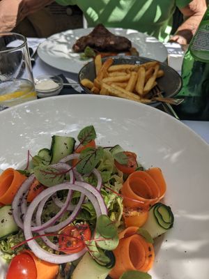 Vegan salad at Theo's Bazar Cafe in Funchal