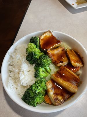 Healthy and delicious, na mean ? #Veganuary at Asian Vegan Bistro in Bakersfield